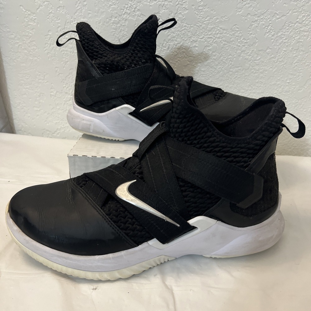 Nike LeBron Soldier 12 Black White Mens Basketball Shoes AT3872-001 2018 Sz 10.5